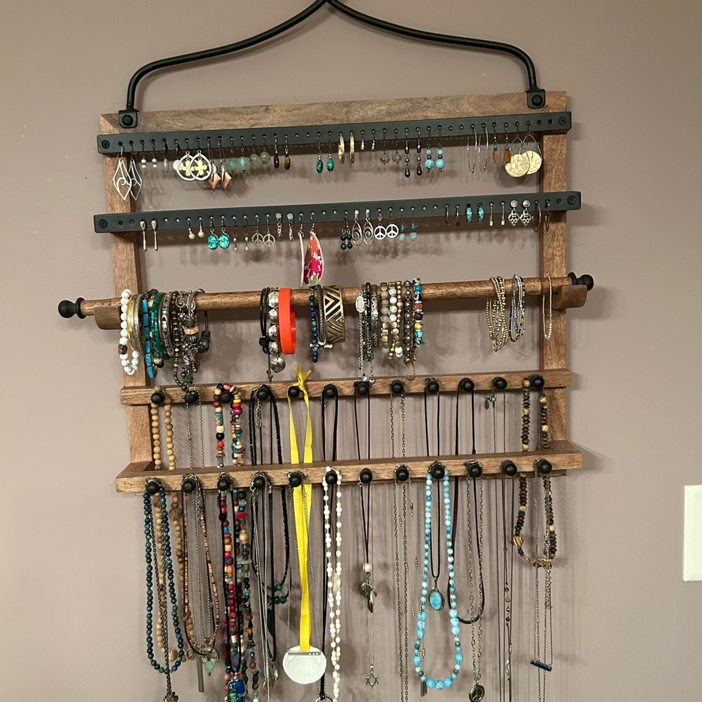 Pottery Barn Will Jewelry Organizer